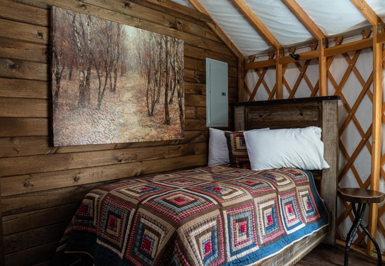 Staynantahala - Smoky Mountain Cabins And Luxury Yurts Aquone Exterior foto