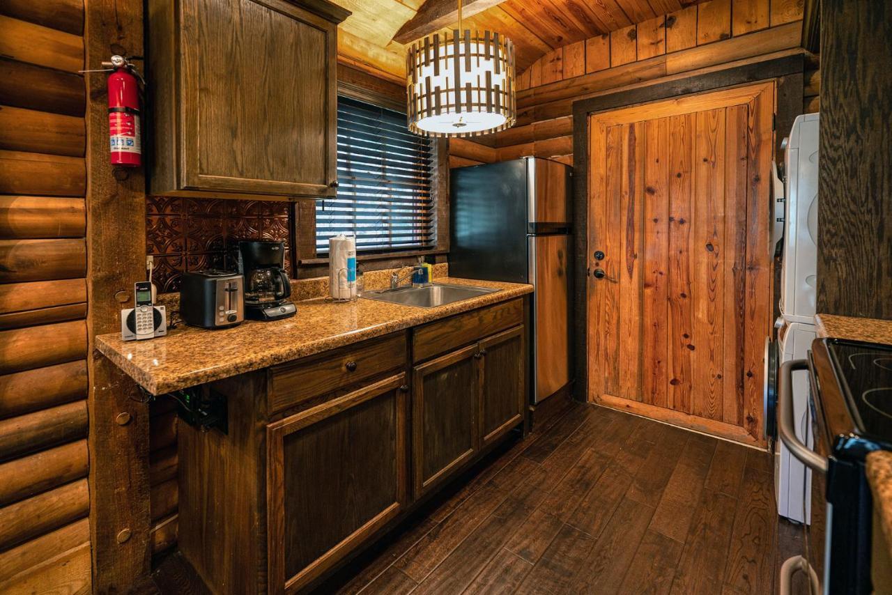 Staynantahala - Smoky Mountain Cabins And Luxury Yurts Aquone Exterior foto